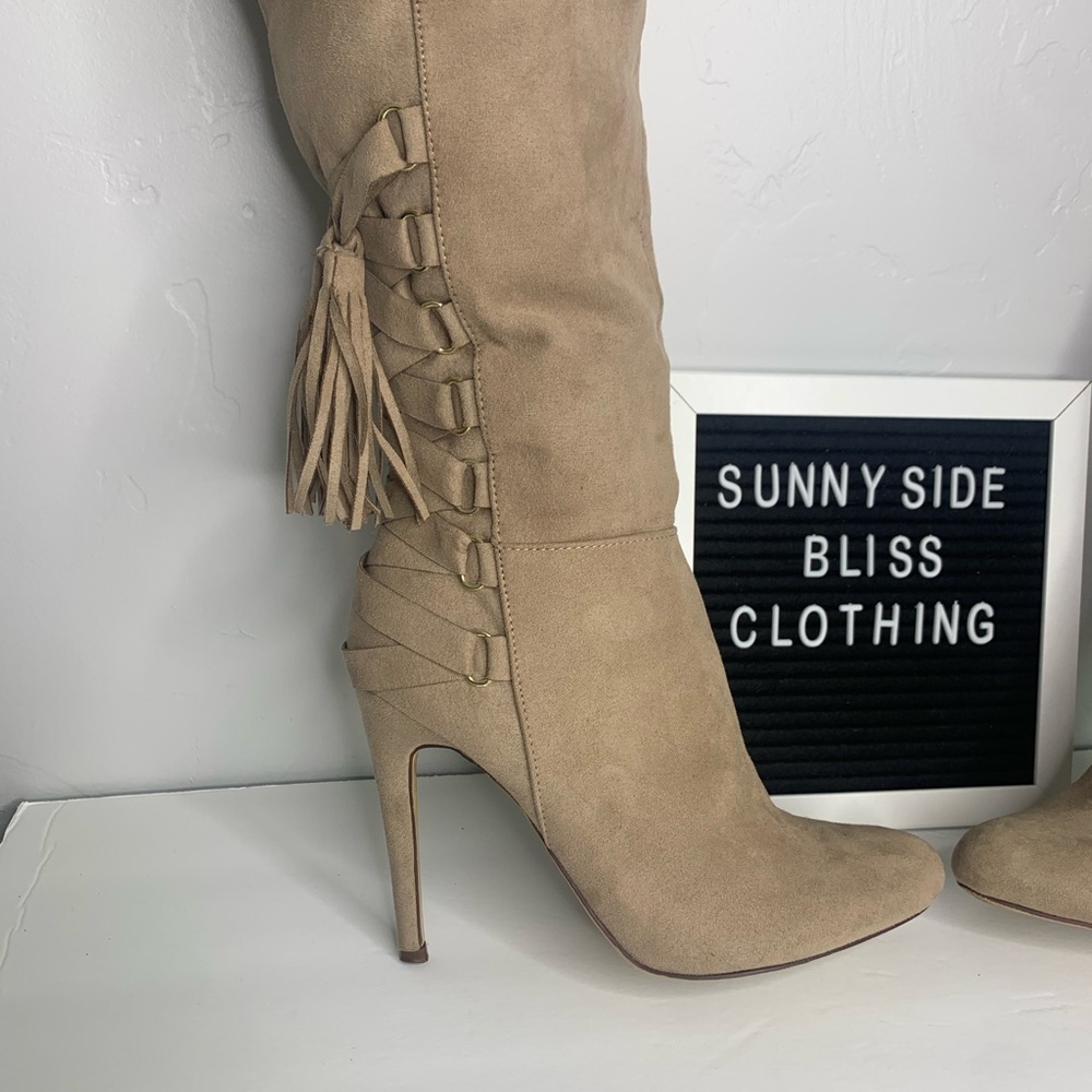 ShoeDazzle Tan Faux Suede Thigh High Stiletto Boots Tassel Lace Up 7.5 - Picture 3 of 11